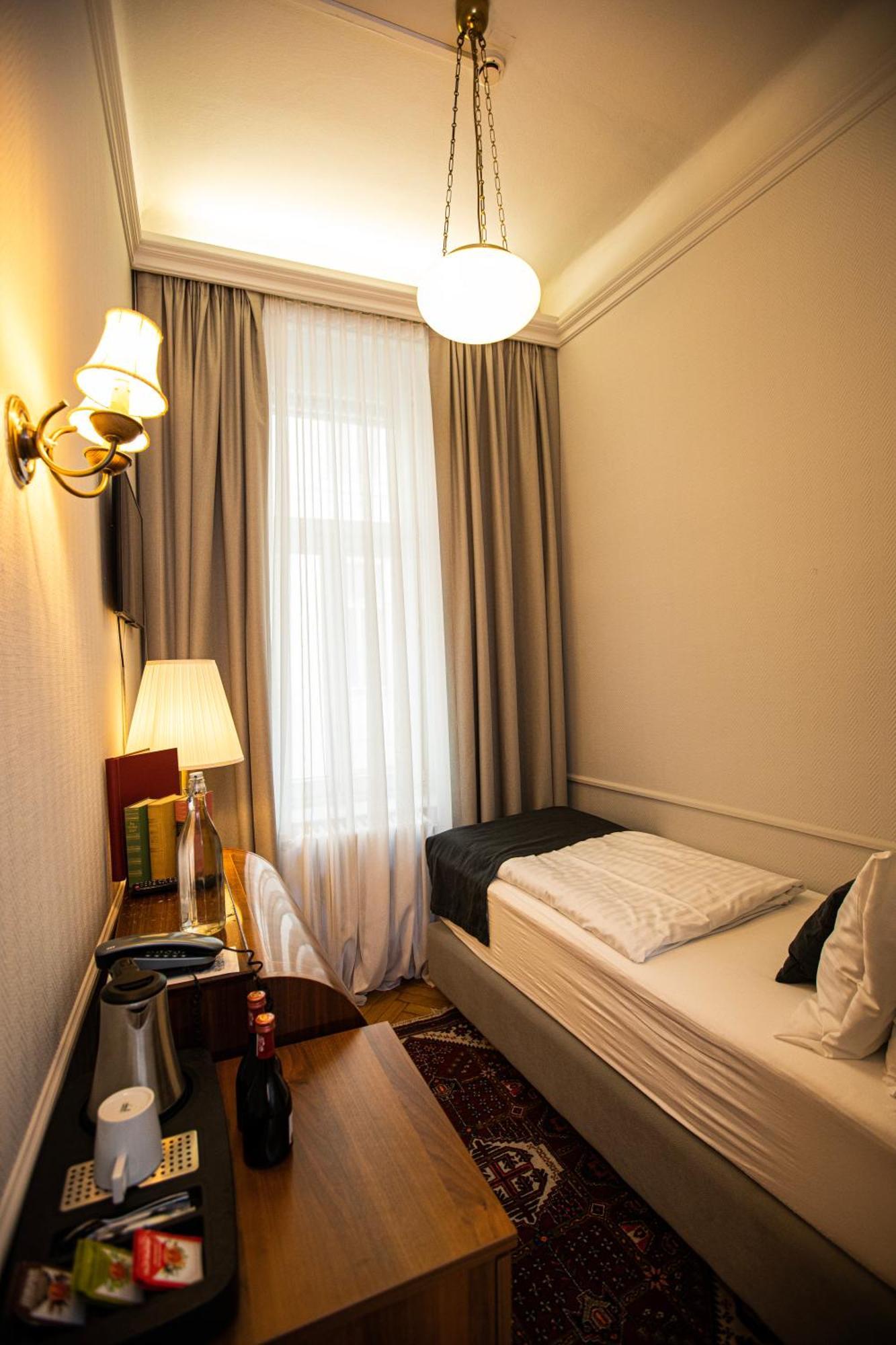 Superior Single Room